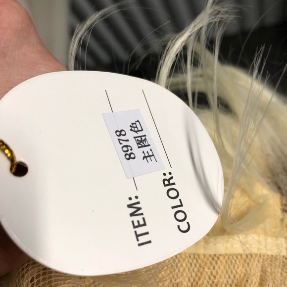 DIY SYNTHETIC BLONDE FLIP WIG 27C/316 - Picture 6 of 8